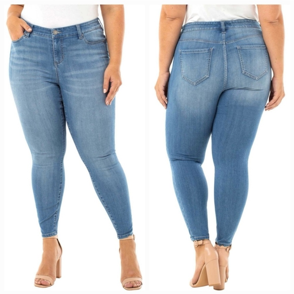 EUC Liverpool Los Angeles Skinny Ankle High rise distressed  jeans medium wash